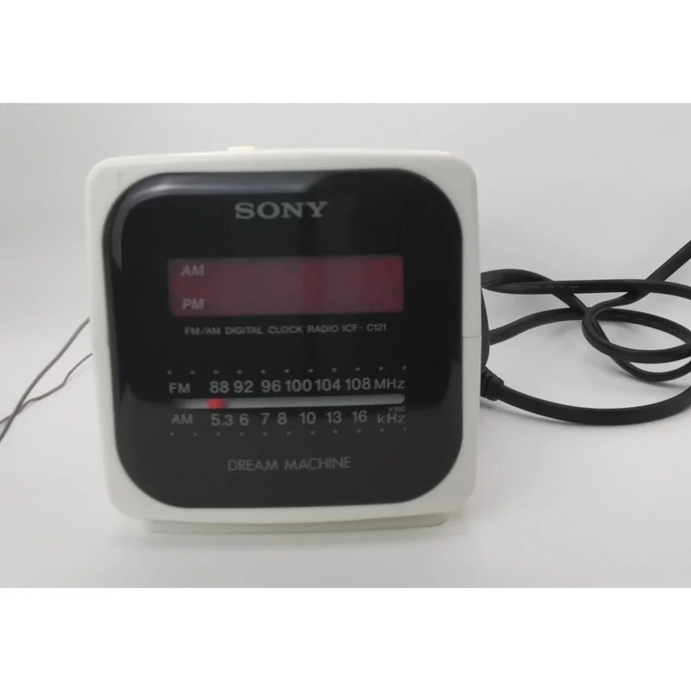 Vintage SONY ICF-C121 Dream Machine White Cube AM/FM Radio Alarm Clock  Tested